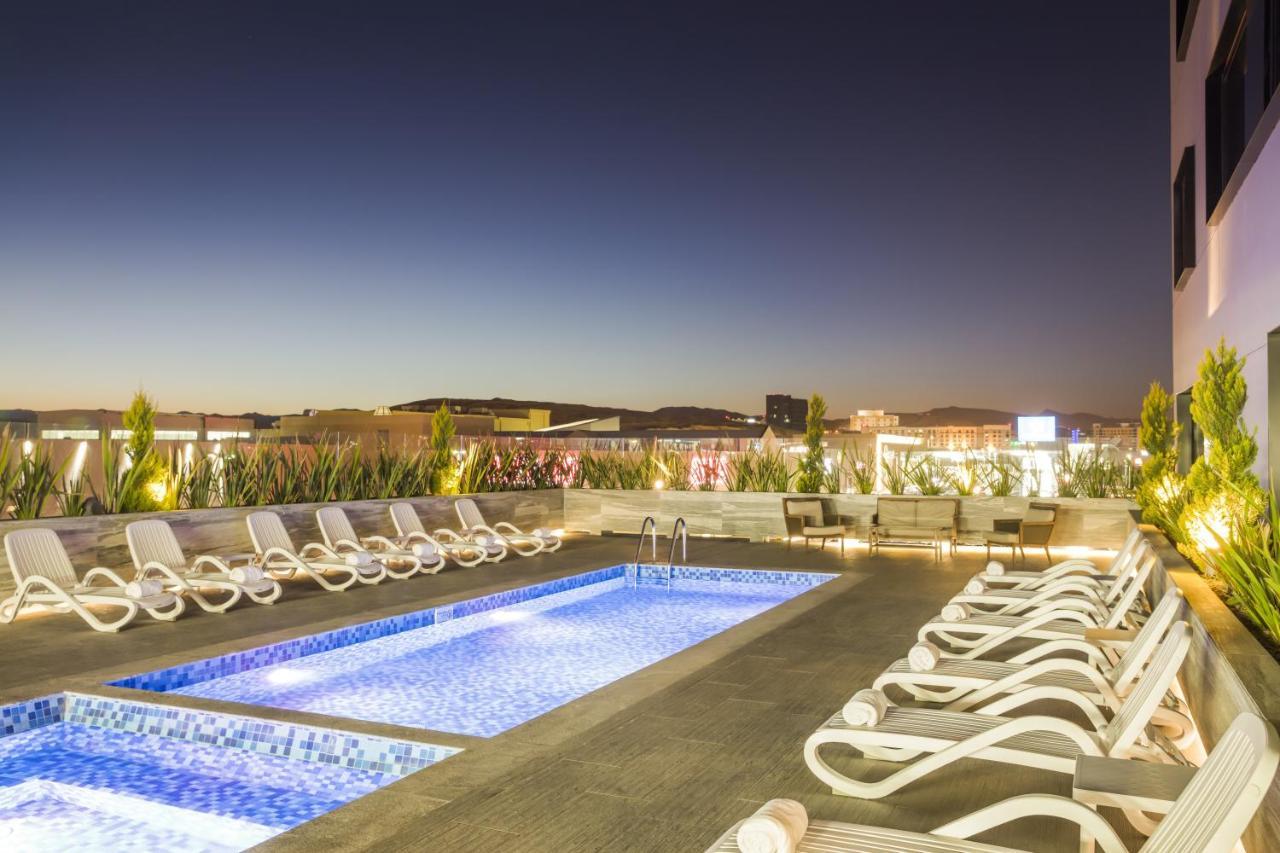 Fiesta Inn Chihuahua Fashion Mall Exterior photo